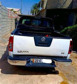 نیسان نەڤارا